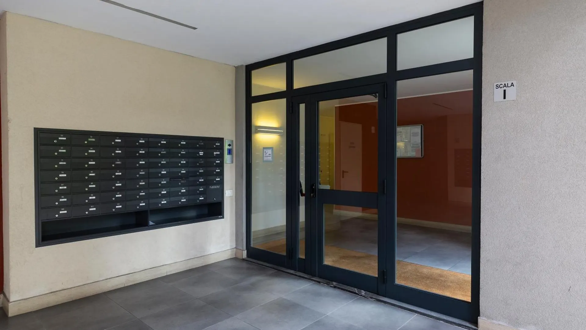 Uniterrace - Bicocca District Apartment Milan